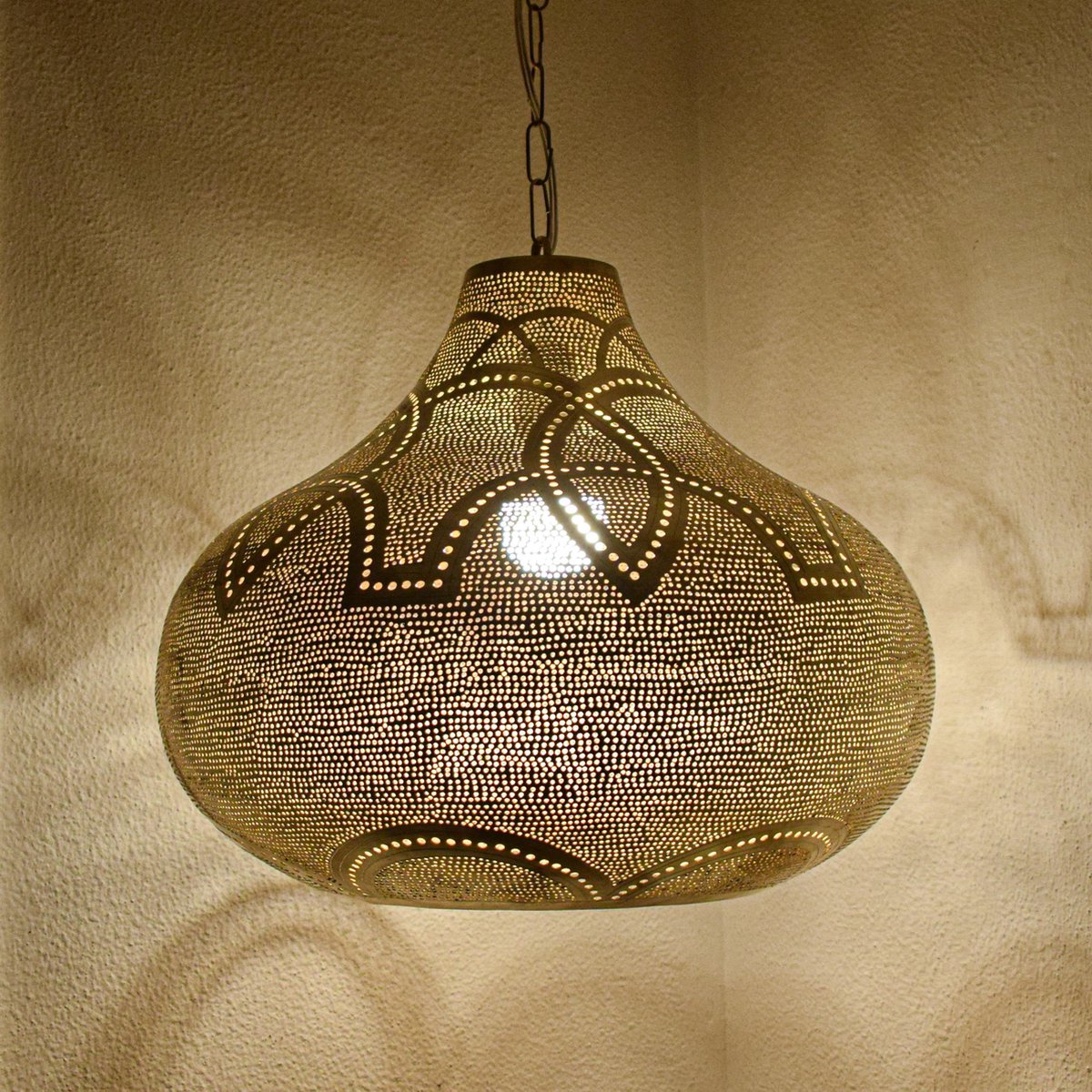 Asser langs Tonen Oosterse Arabische Filigrain Hanglamp Goud “Felicia” – Egyptische Woonkamer  Plafond... | bol.com