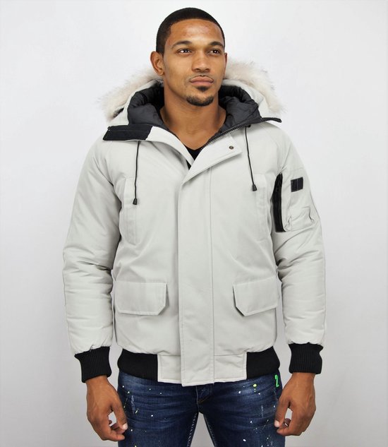 JUST KEY Korte Heren Winterjas – Met Bontkraag – Wit Maat: XL JUST KEY Korte Heren Winterjas – Met Bontkraag – Wit Maat: XL
