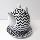 Theepot Tea for one set in zwart wit met hoekige retro print