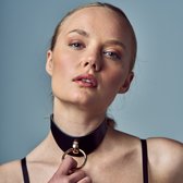 PROVOCATEUR - Leren BDSM Collar met Ring  - Brede halsband voor Vrouwen - Luxe Bondage Gear - Echt Leer Zwart / Goud