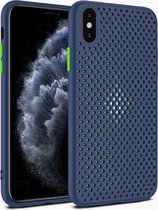 Smartphonica iPhone Xs Max siliconen hoesje met gaatjes - Donkerblauw / Back Cover