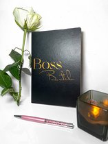 Boss Bitch - Luxe Notitieboek A5 - hardcover  - lijntjes - gelinieerd - schrijfboekje - kladblok - harde kaft - journal - gelijnd - schrift - Zwart & Rosé goud