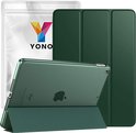 Donkergroene, doorschijnende iPad hoes met YONO verpakking.