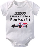 Hospitrix Baby Rompertje met Tekst "SSST! Papa en ik kijken Formule 1" R4 | 0-3 maanden | Korte Mouw | Cadeau voor Zwangerschap |