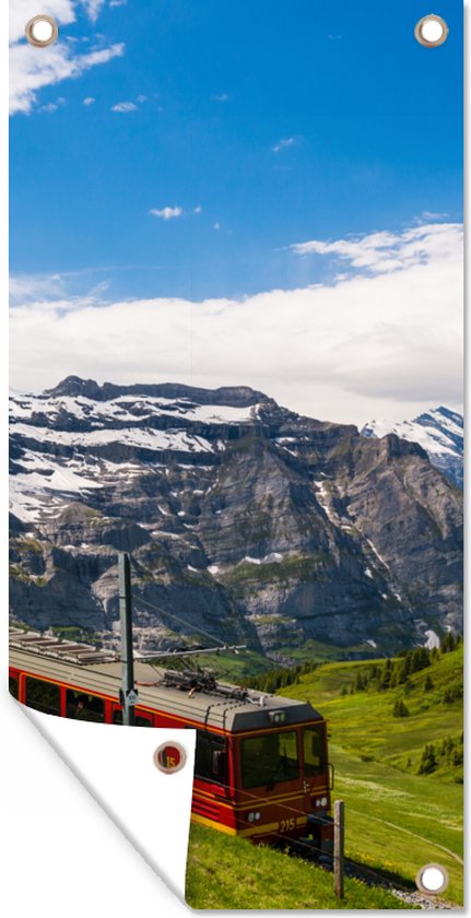 Tuinposter Een rode trein in de Alpen - 30x60 cm - Tuindoek - Buitenposter