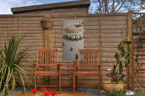 Affiche de jardin Gros plan d'un collier de perles - 30x60 cm - Toile jardin