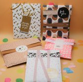 House of products, Inpakpapier / cadeaupapier / complete set met papieren zakjes / cadeau kaartjes / stickers en sierlint
