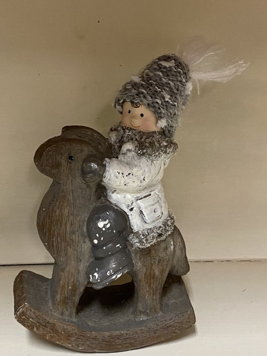 Figurine de Noël garçon sur cheval à bascule - Wit - polyrésine - 19x10x5cm - Décoration de Noël