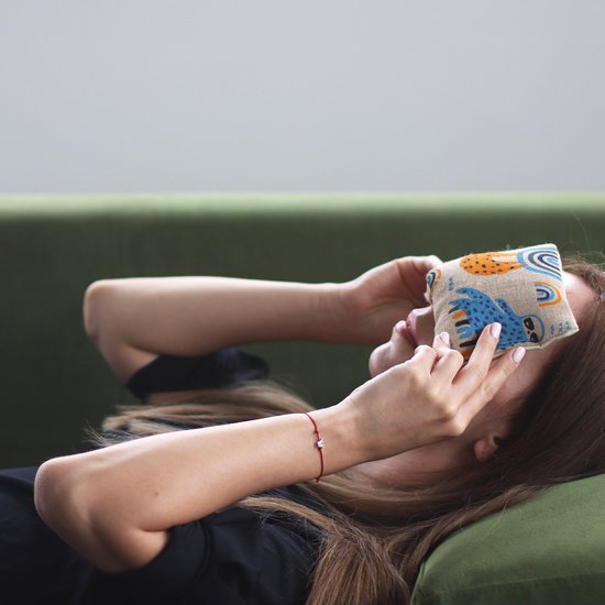 Luxe Lavendel Oogkussen in Cadeauverpakking - Yoga - Meditatie - Ontspanning - Ideaal bij Hoofdpijn & Stress - Slaperige Panda Print van Merkloos — afbeelding 4