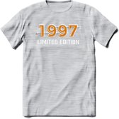 1997 Limited Edition T-Shirt | Goud - Zilver | Grappig Verjaardag en Feest Cadeau Shirt | Dames - Heren - Unisex | Tshirt Kleding Kado | - Licht Grijs - Gemaleerd - M