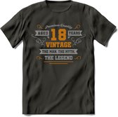 18 Jaar Legend T-Shirt | Goud - Zilver | Grappig Verjaardag Cadeau | Dames - Heren | - Donker Grijs - XXL