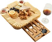 ACAZA Planche à fromage en bois avec couteaux à fromage et planches à craie, planche à tapas extensible ou planche à borrel, planche de service, Bamboe naturel