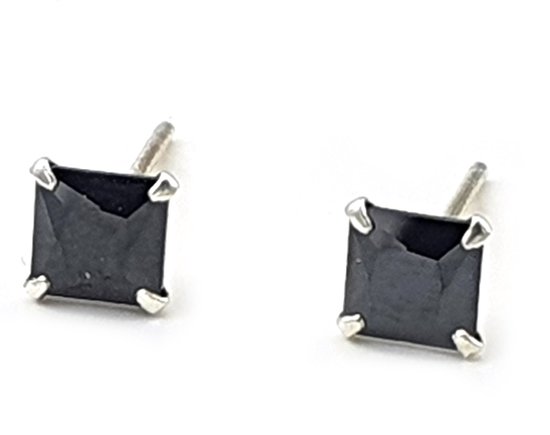 Zilveren oorknopjes met 5mm vierkant zwart zirkonia steentje
