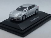 Porsche Panamera, silber