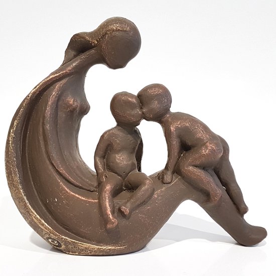 Geert Kunen / Skulptuur / Beeld / Vrouw met kinderen - bruin / goud - 21 x 7 x 19 cm hoog.