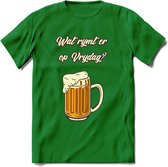 Wat Rijmt Er Op Vrijdag? T-Shirt | Bier Kleding | Feest | Drank | Grappig Verjaardag Cadeau | - Donker Groen - XL