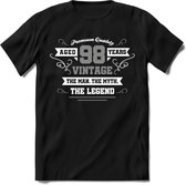 98 Jaar Legend T-Shirt | Zilver - Wit | Grappig Verjaardag en Feest Cadeau | Dames - Heren - Unisex | Kleding Kado | - Zwart - XL