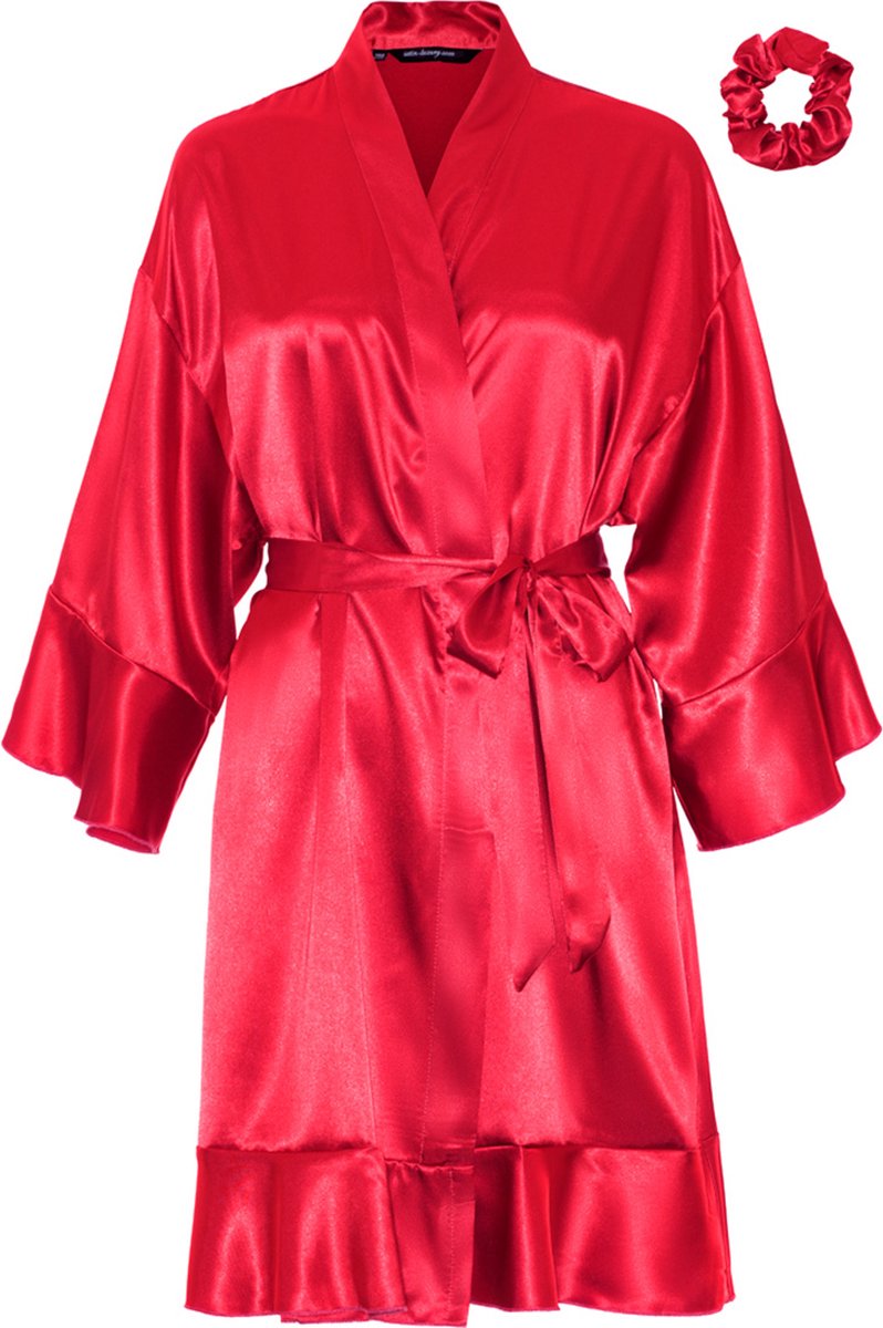 Satijnen kimono ruffle donkerrood – kort model dames kimono – satijnen ochtendjas – satijnen kamerjas – negligé – onesize (36-42) – 100% satijn polyester – Satin Luxury – trendy kimono badjas – satijnen damesbadjas met ruffles – GRATIS haar crunchie