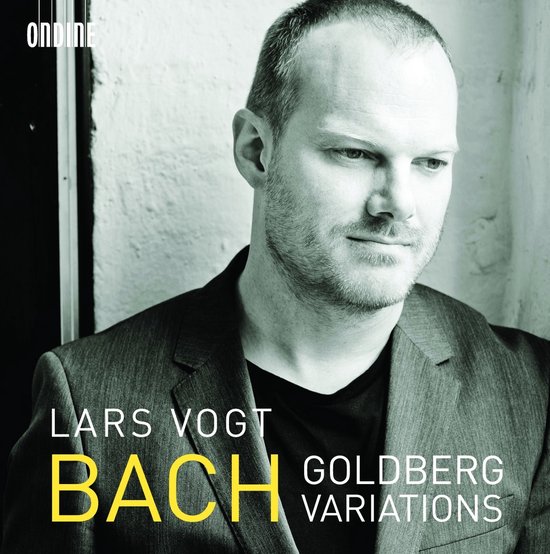 Lars Vogt op de voorkant van de CD hoes, "LARS VOGT BACH GOLDBERG VARIATIONS".
