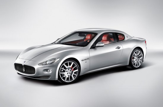 Tapis de voiture en caoutchouc Tapis de voiture Maserati GranCabrio - Année  de... | bol.com