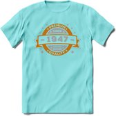 Premium Since 1947 T-Shirt | Zilver - Goud | Grappig Verjaardag en Feest Cadeau Shirt | Dames - Heren - Unisex | Tshirt Kleding Kado | - Licht Blauw - M