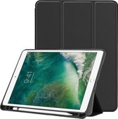 Apple iPad Air 3 (2019) Hoes - Mobigear - Tri-Fold Serie - Kunstlederen Bookcase - Zwart - Hoes Geschikt Voor Apple iPad Air 3 (2019)