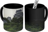 Magische Mok - Foto op Warmte Mok - Weergave van het Himeji Kasteel in Japan - 350 ML - Uitdeelcadeautjes