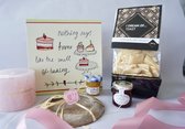 Cadeaupakket Be my sweetie- kaars met kaarthouder-jam- honing- pita en decoratie- Moederdag- Verjaardag Cadeaubox shop