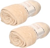 2x stuks flanellen/fleece polyester deken/plaid beige 150 x 200 cm - Dekentjes voor kinderen en volwassenen
