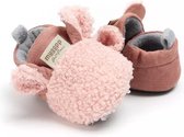 Baby roze prewalker schoentjes van zachte fluffy stof met anti slip zool met haarband - haarband - baby - schoenen - slofjes