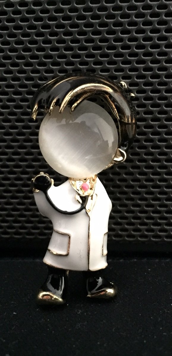 Broche Arts (4.3 x 2.6 cm)