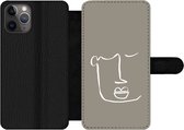 Bookcase Geschikt voor iPhone 11 Pro Max telefoonhoesje - Lippen - Abstract - Line art - Met vakjes - Wallet case met magneetsluiting