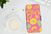 Bookcase Geschikt voor iPhone 11 Pro Max telefoonhoesje - Fruit - Patronen - Roze - Met vakjes - Wallet case met magneetsluiting