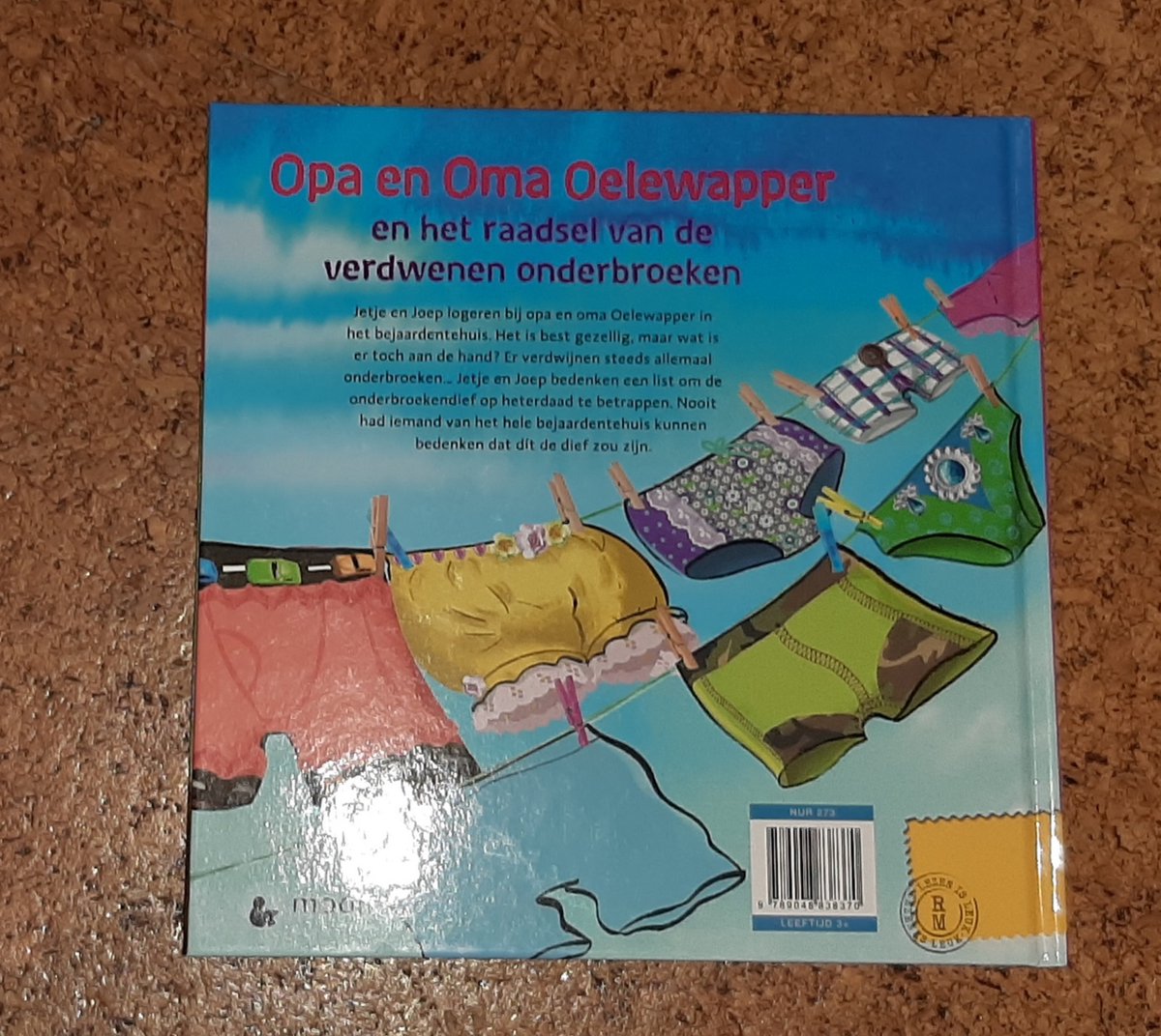 Opa en oma Oelewapper - Opa en oma Oelewapper en het raadsel van de verdwenen onderbroeken - back cover