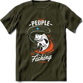 Cool People Do Fishing - Vissen T-Shirt | Oranje | Grappig Verjaardag Vis Hobby Cadeau Shirt | Dames - Heren - Unisex | Tshirt Hengelsport Kleding Kado - Leger Groen - XL