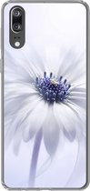 Geschikt voor Huawei P20 hoesje - Bloem - Abstract - Wit - Siliconen Telefoonhoesje
