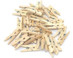Premium - Houten Kleine houten mini knijpers - 20 STUKS - Hout - Knijpertjes - Fotoknijpers - Geboorte wasknijpers - 2.5 CM - Foto knijpers - Knijper om foto's aan op te hangen - Fotohouder - Knijpers - Wasknijpers - Kerstkaart hangers - Pola