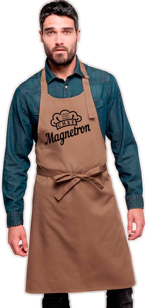 Keukenschort Chef Magnetron - Heren Dames - Horecakwaliteit - One size - Verstelbaar - Wasbaar - Cadeau Verjaardag Feest Grappig Geintje Jubileum Pensioen Zomaar Bedankt BBQ - Beige