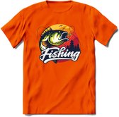 Fishing - Vissen T-Shirt | Grappig Verjaardag Vis Hobby Cadeau Shirt | Dames - Heren - Unisex | Tshirt Hengelsport Kleding Kado - Oranje - XL