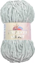 Himalaya VELVET 90025 Lichtgrijs Fluwelen Garen, Breien en Haken, 100g, Super Zacht, Fluweel Breigaren, Volumineuze Pluche, Schijnen Fluweelachtig, Chenille Dolphin Baby Wol, Amigurumi, Vellu