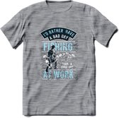 A bad Day Fishing - Vissen T-Shirt | Blauw | Grappig Verjaardag Vis Hobby Cadeau Shirt | Dames - Heren - Unisex | Tshirt Hengelsport Kleding Kado - Donker Grijs - Gemaleerd - XL