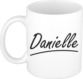 Danielle naam cadeau mok / beker sierlijke letters - Cadeau collega/ moederdag/ verjaardag of persoonlijke voornaam mok werknemers