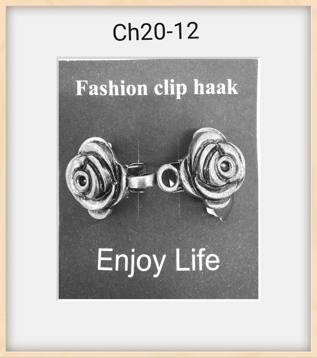 Vestsluiting - clip met haakje - 3d roosje in knopje - voor - vest - sjaal - omslagdoek in kleur antiek zilver look. - Lili 41