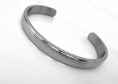 Stijlvolle - gladde - open Armband – maat 20 tot 22 cm - Zilverkleur - Gepolijst Stainless Steel – zowel voor dames en heren