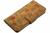 Made-NL drie pasjes (iPhone 12 mini) book case robuuste Beige rozen leer schijfmagneet