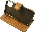 Made-NL drie pasjes (iPhone 12 mini) book case zacht soepe bruin vintage leer schijfmagneet