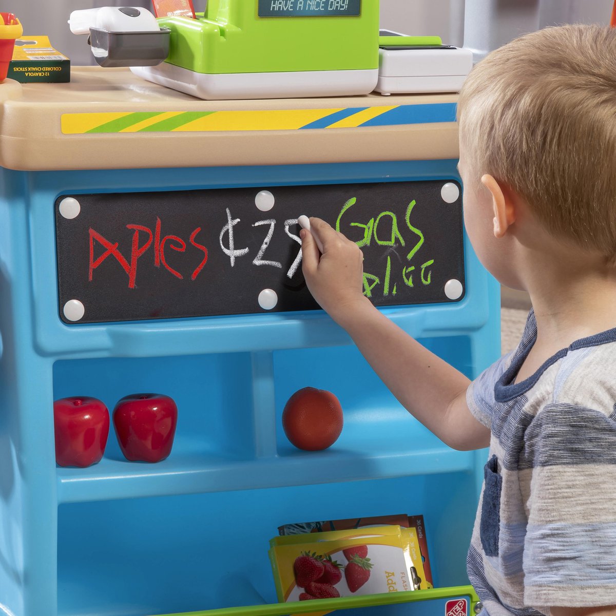 Step2 Stop & Go Marchande Enfant avec accessoires, Supermarché / Stand de  Vente / Epicerie pour enfants avec Station-Service, Jeu / Jouet en