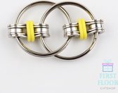 Fidget Toy Metalen Ringen - Fidget Metalen Ringen Geel - Sleutelhanger - Fidget Bike Chain - Stress Ring - Friemel Ring – Buckle Key Chain