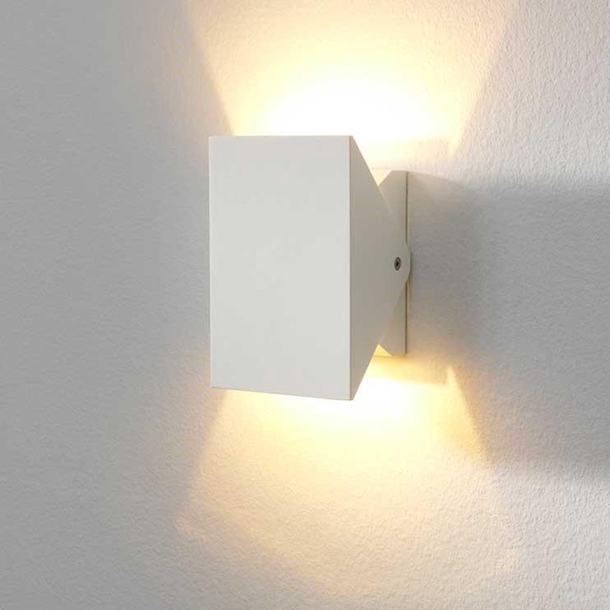 Wandlamp Toledo Wit - LED 7W 2700K 810lm - IP65 - Dimbaar > wandlamp binnen wit | wandlamp buiten wit | wandlamp wit | buitenlamp wit | muurlamp wit | led lamp wit | sfeer lamp wit | design lamp wit