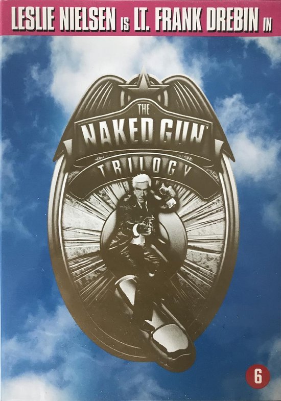 DVD-hoes met de titel The Naked Gun Trilogy, met Leslie Nielsen als Lt. Frank Drebin op een politiebadge.